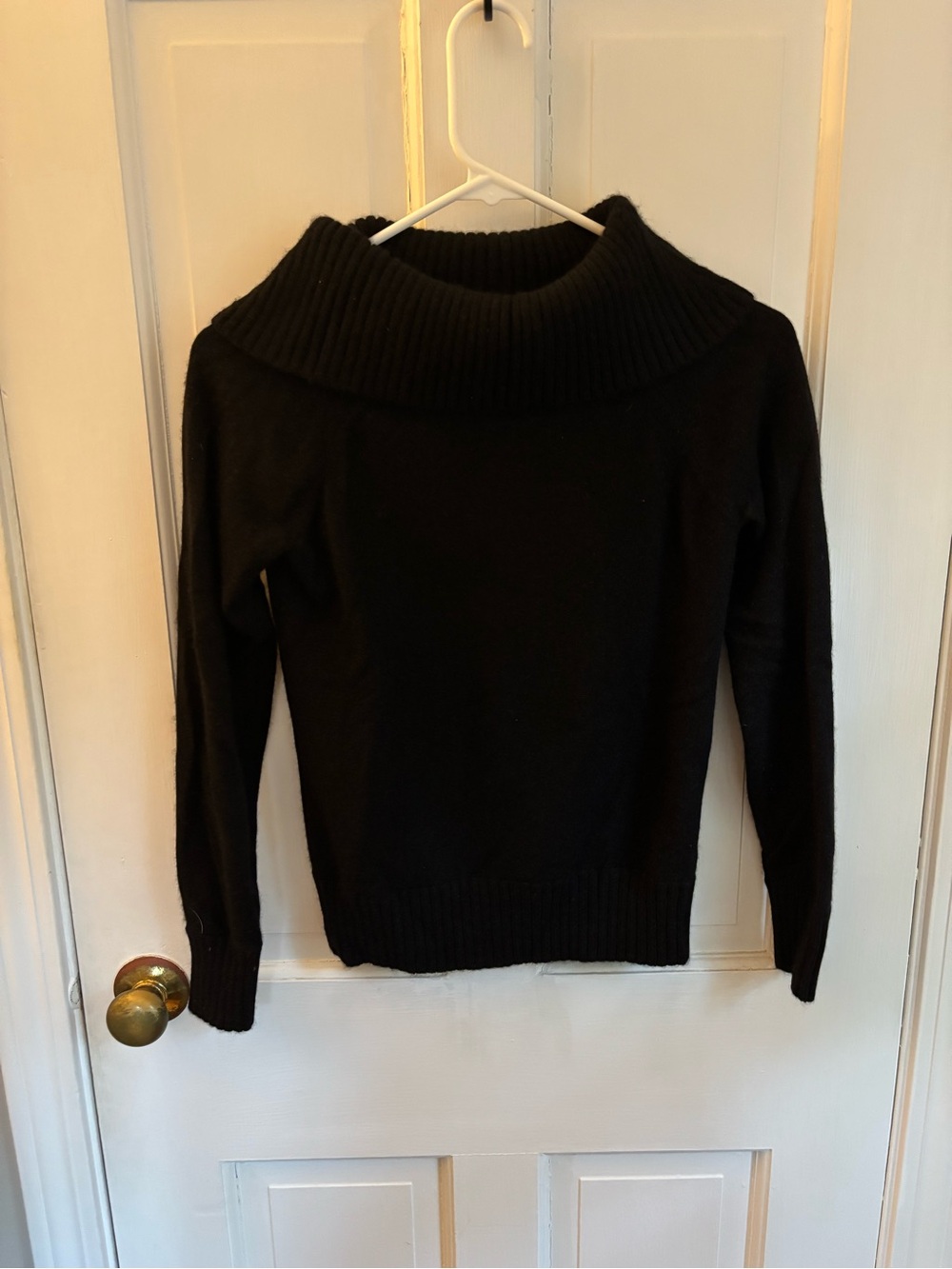 Jones New York Black Cowl-Neck Ribbed Sweater
